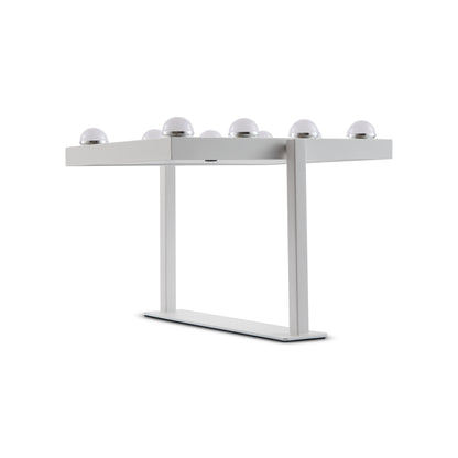 VÉRA - מראת הוליווד