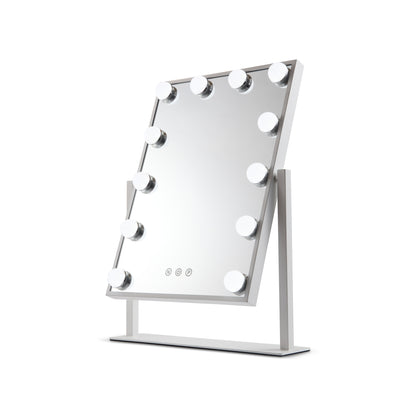 VÉRA - מראת הוליווד